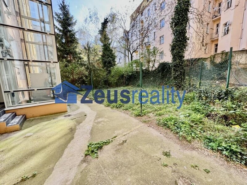 2+KK/komora/42m2/Slovinská/Vršovice/Praha 10 /částečně vybaven/