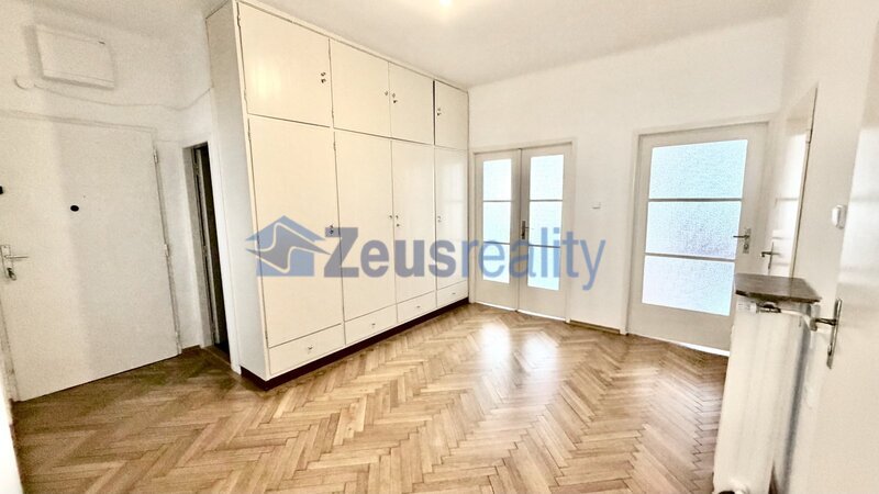 4+KK/116m2/Praha 3/Žižkov/Ondříckova/po rekonstrukci/u metra/částečně zařízen