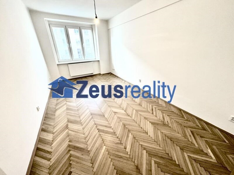 2+1/50m2/balkon společný/V olšinách/Strašnice/Praha 10/blízko metra