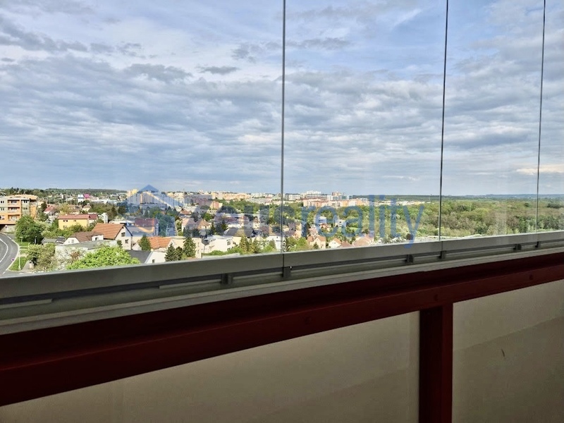 2+KK/balkon/54m2/Slévačská/Praha 9/Hloubětín/zařízen částečně/